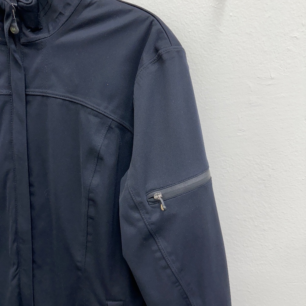 Women’s waterproof Jacket - Picture 2 of 9